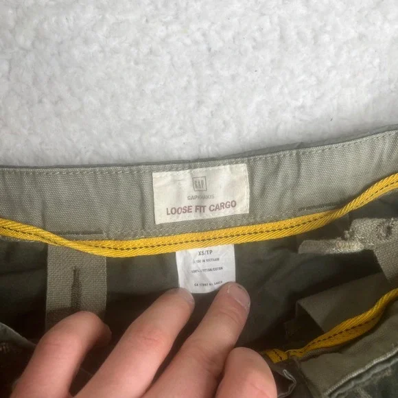 Gap Gapkhakis Loose Fit Cargo Shorts Mens XS Green utility Crocodile 279454-03 - Picture 4 of 9